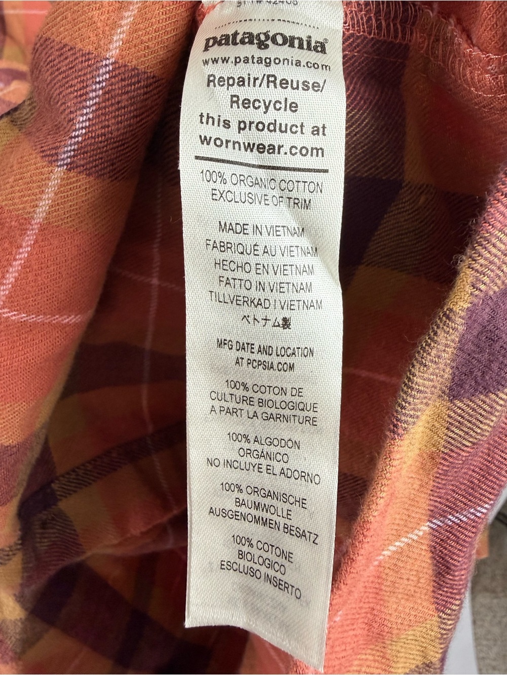 Patagonia Organic Cotton Midweight Fjord Flannel Shirt Burl Red Women’s M - Picture 8 of 8